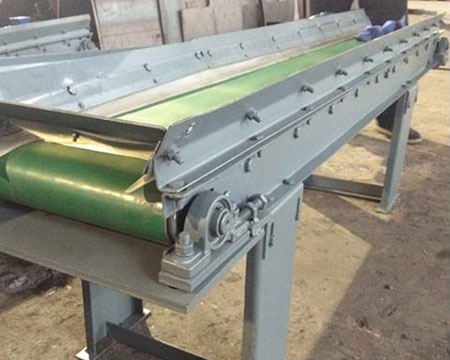 輕型皮帶輸送機(jī)